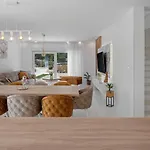 Villa Begovina With A Private Pool, Hot-tub, 4 Bedrooms Krivodol
