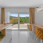 Begovina With A Private Pool, Hot-tub, 4 Bedrooms *