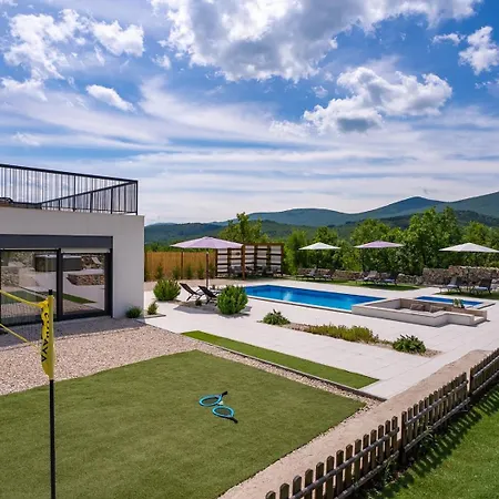 Begovina With A Private Pool, Hot-tub, 4 Bedrooms Villa *