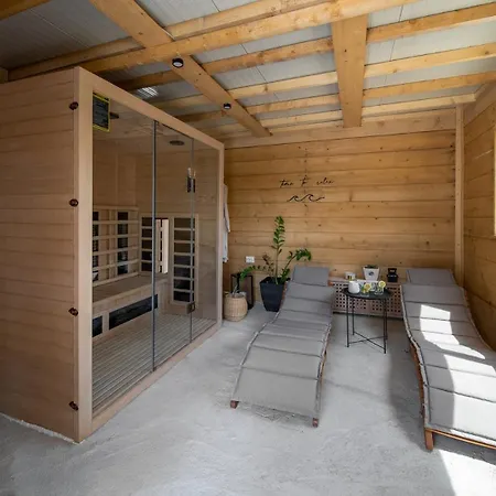 New Begovina With A Private Pool, Hot-tub, 4 Bedrooms Villa *